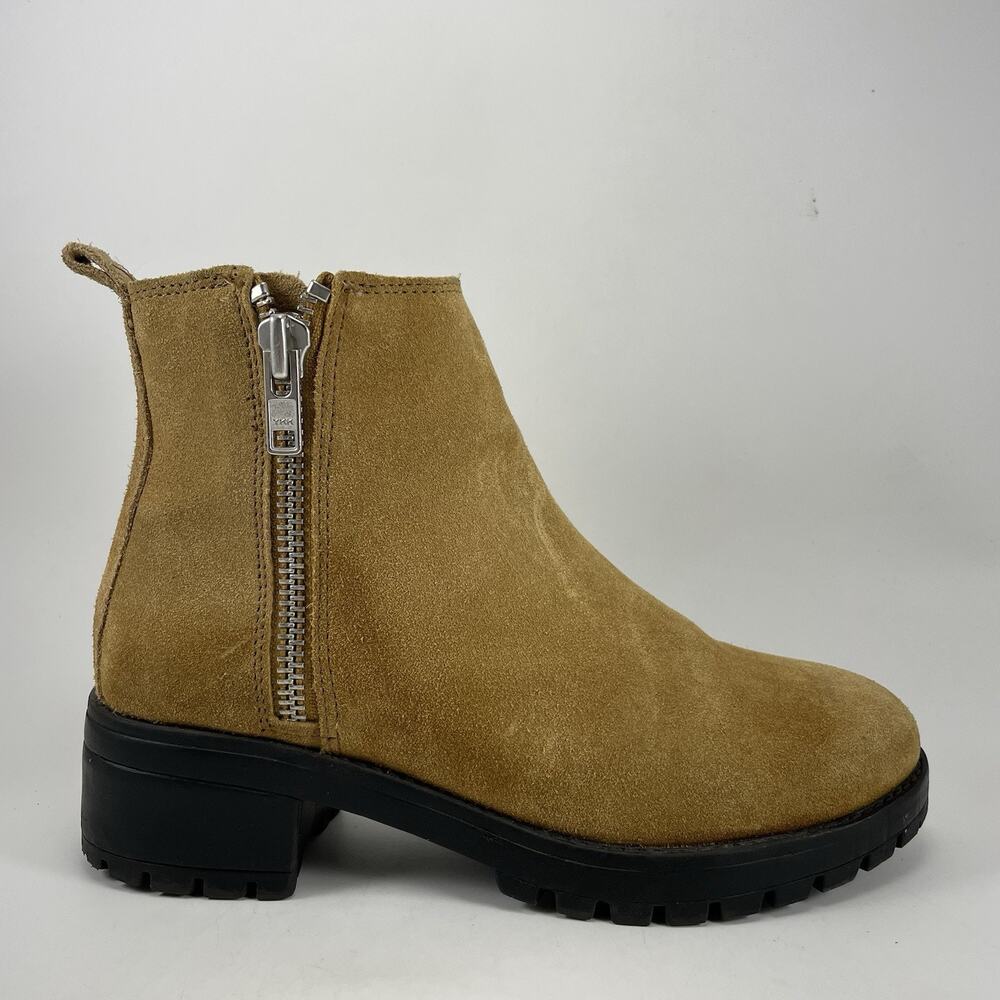Lavorazione Artigiana Emerson Ankle Boots Womens Size 8 Tan Suede Side Zip Lug